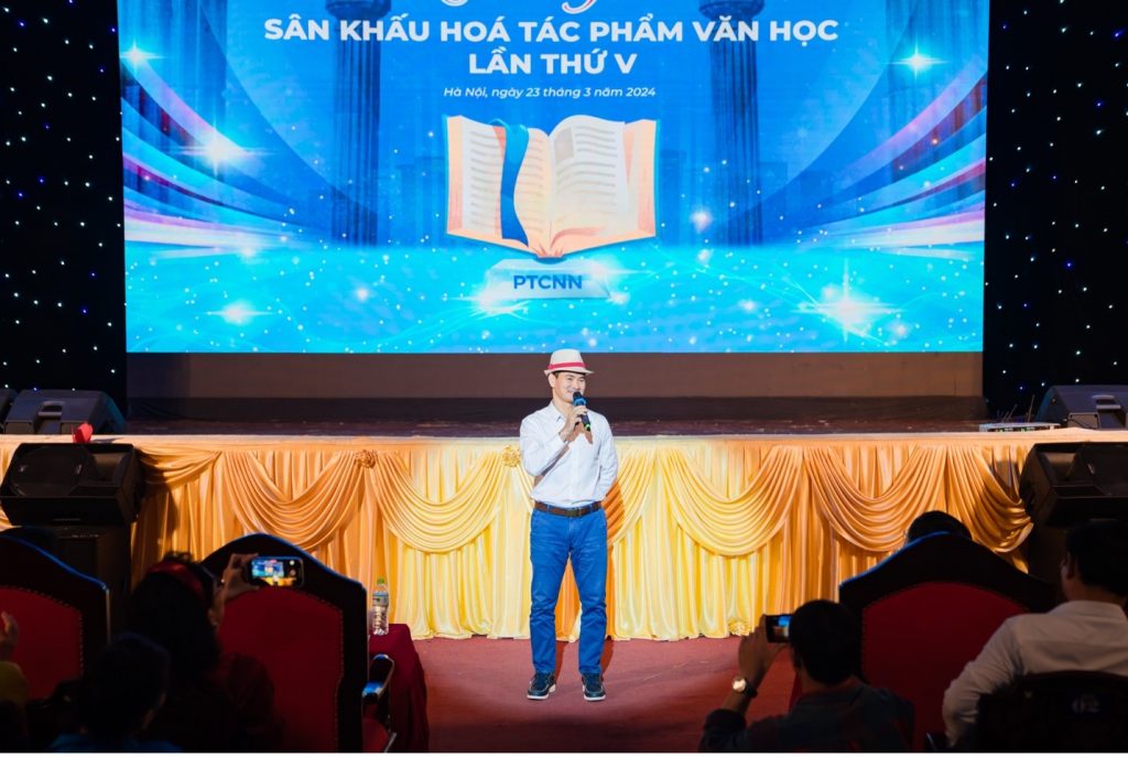 tac pham van hoc 24