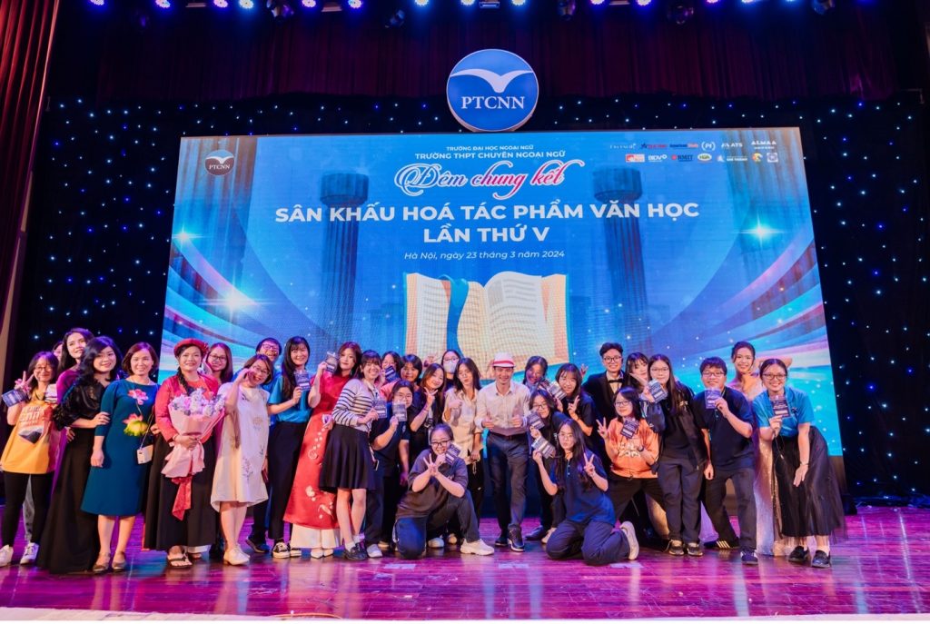 tac pham van hoc 28