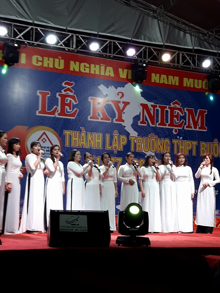 Đánh giá Trường THPT Buôn Hồ - Đắk Lắk có tốt không