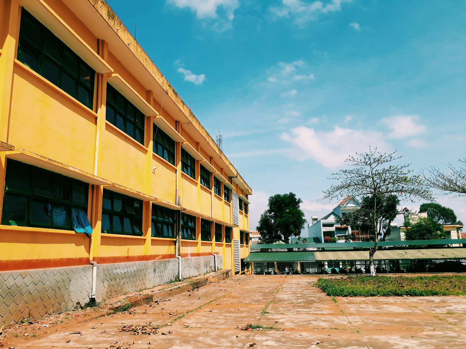 Đánh giá Trường THPT Buôn Hồ - Đắk Lắk có tốt không