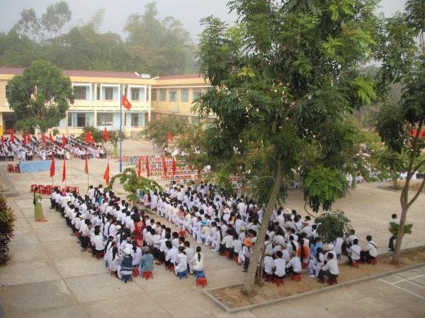 đánh giá Trường THPT Nông Sơn có tốt không