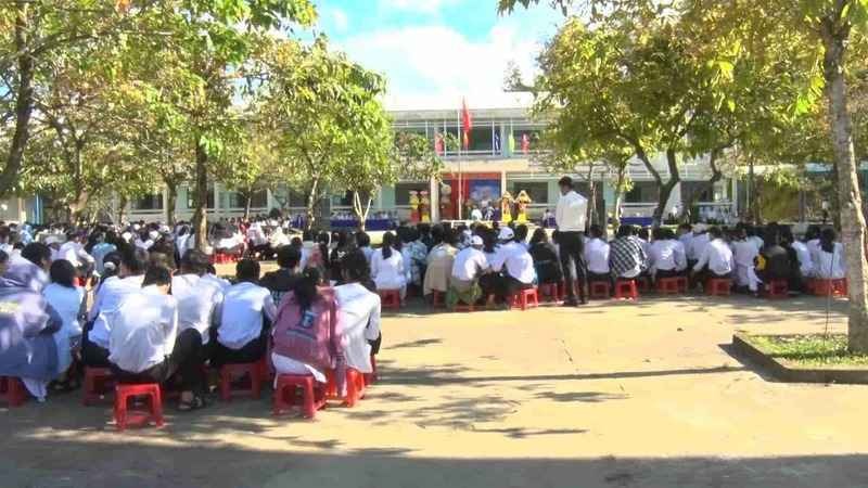 đánh giá Trường THPT Nông Sơn có tốt không