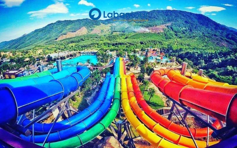 Công viên suối khoáng nóng Núi Thần Tài