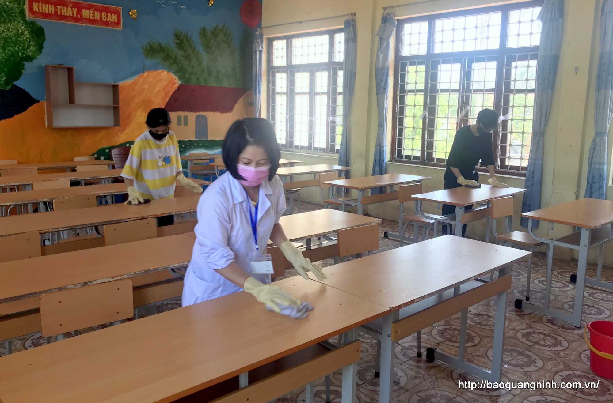 Ngay sau khi kết thúc môn thi đầu tiên, các
